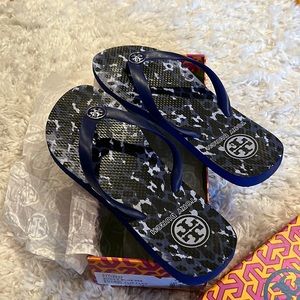 Tory Burch Sandals Shock Blue- Size 8